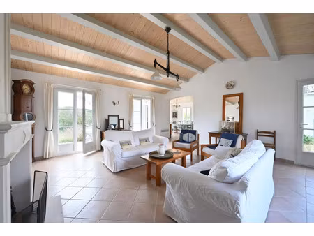 vente maison 5 pièces 142 m² la couarde-sur-mer (17670)
