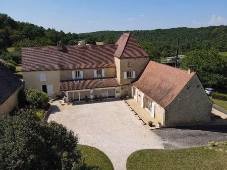 vente maison 9 pièces 316 m² à cales (24150)  498 750 €