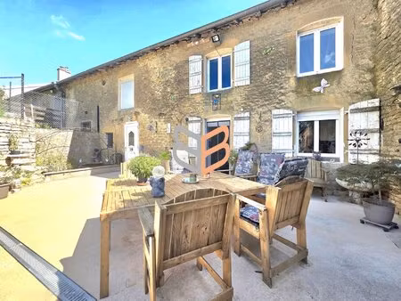 maison de campagne 4 chambres  jardin et grand garage