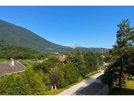vente appartement 3 pièces 53 m² à vizille (38220)  75 000 €