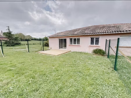 beau t3 en rez de jardin