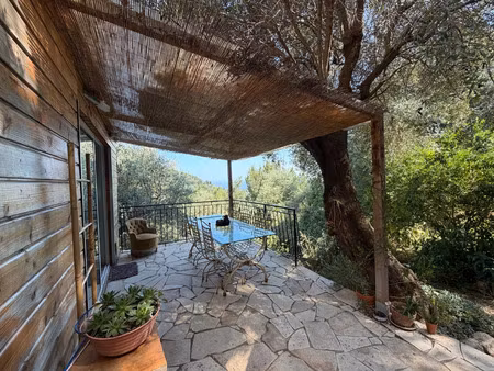 vente appartement 4 pièces 75 m² castellar (06500)