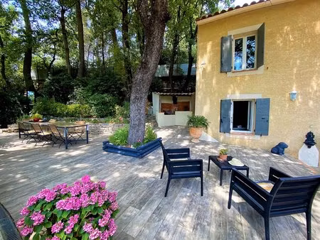maison mitoyenne de 58 m² sur 300 m² de terrain