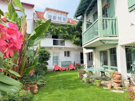 vente maison 8 pièces 187 m² hendaye (64700)
