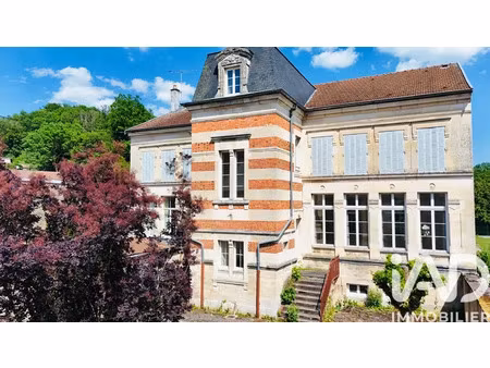 immeuble à nogent (52800)