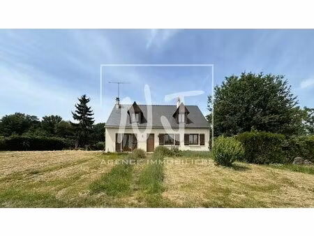 à vendre ! maison avec plus de 1 hectare de terrain à 25 min d'angers