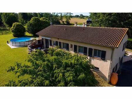 a vendre maison saint medard 4 chambres 151 m2 et jardin arboré