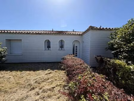 vente maison à aizenay (85190) : à vendre / 98m² aizenay