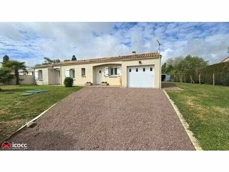 vente maison à péault (85320) : à vendre / 105m² péault