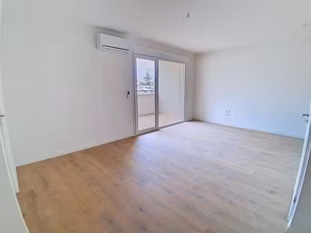 2 pieces - residence neuve - parking double - balcon