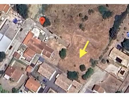 terrain constructible de 838m2 - eaunes
