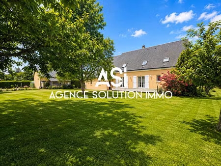 à 10 minutes du mans ? propriété de caractère sur plus de 3 500 m² de terrain arboré