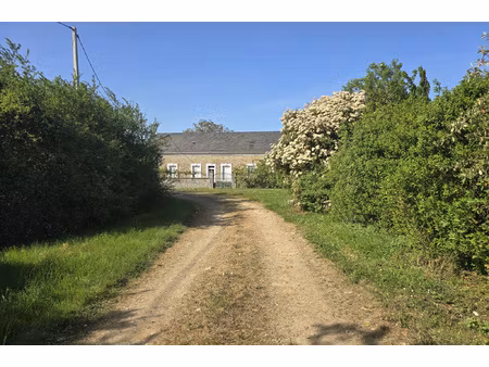 maison de campagne avec dépendances sur plus de 2 hectares d