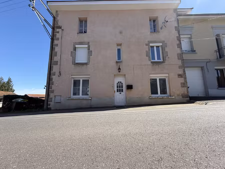 charmante maison de bourg en pierre