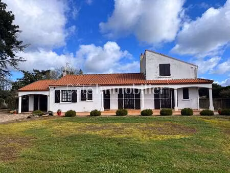 vente maison à arthon-en-retz (44320) : à vendre / 158m² arthon-en-retz