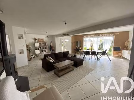 vente maison aux herbiers (85500) : à vendre / 121m² les herbiers
