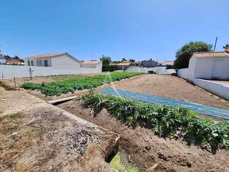 vente terrain à la tranche-sur-mer (85360) : à vendre / 870m² la tranche-sur-mer