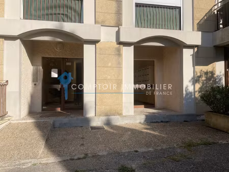 appartement 3pièce(s) 2chambre(s) 65 m² apt (84400)