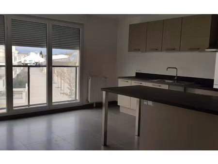 location appartement  47.98 m² t-2 à ozoir-la-ferrière  834 €