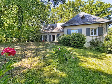 maison familiale à avrillé - grands volumes - terrain de plus de 6000 m² - 5 chambres - dé