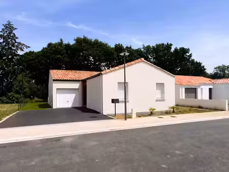 maison récente re 2020 de plain-pied  indépendante