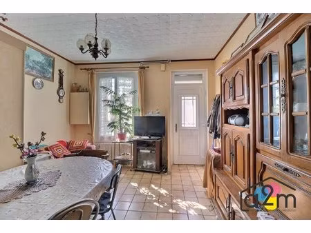 maison de ville – proche gare à pied