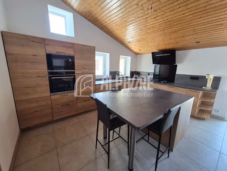 maison 7 pièces à vendre à thire - réf 5200
