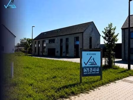 terrain à bâtir idéalement situé dans un quartier calme