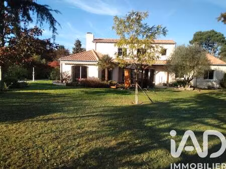 vente maison à basse-goulaine (44115) : à vendre / 202m² basse-goulaine