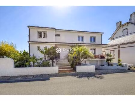 vente maison piscine à nieul-le-dolent (85430) : à vendre piscine / 301m² nieul-le-dolent