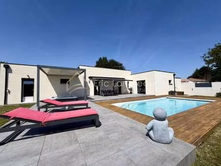 vente maison piscine à sainte-foy (85150) : à vendre piscine / 128m² sainte-foy