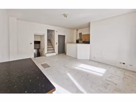 appartement forcalquier 54.25 m² t-3 à vendre  118 000 €