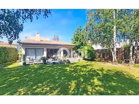 maison pont-du-château 160 m² t-5 à vendre  320 000 €