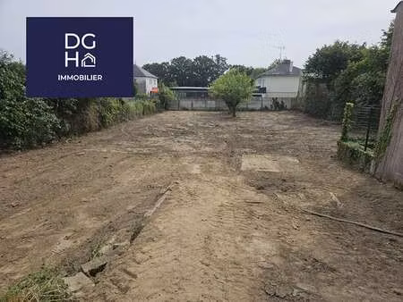 vente terrain à retiers (35240) : à vendre / 714m² retiers