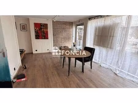vente bureaux et commerces à la trinité-sur-mer (56470) : à vendre / 34m² la trinité-sur-m