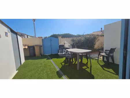 pavillon 2 pièces cosy à port-de-bouc : au bord de la mer avec jardin parking