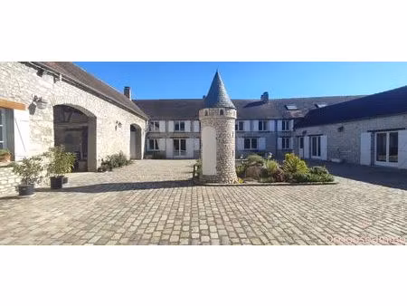 corps de ferme à chateau-landon (sud 77) de 320 m² hab - nombreuses chambres et dépendance