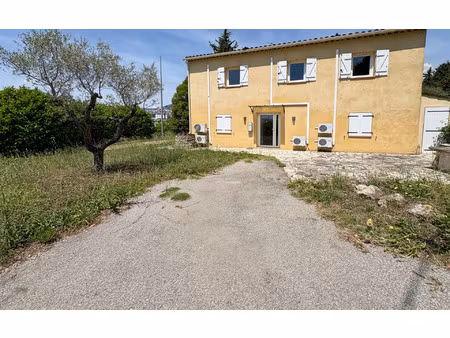 maison grasse 142 m² t-6 à vendre  568 000 €