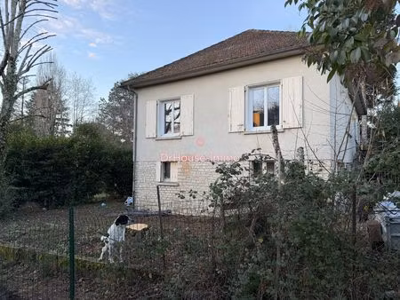 ravissante maison familiale de 4 chambres avec jardin majestueux à prayssac
