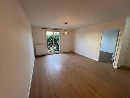 appartement 2 pièces à louer à chelles - centre ville  neuf et lumineux