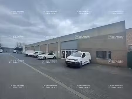 location local d’activités pérenchies 59840 540m² à 840m²