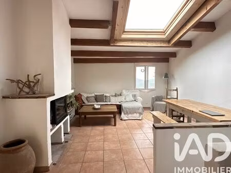 maison de village à eoulx (04120)