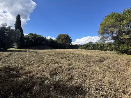 vente terrain 651 m² à maillane (13910)  210 000 €