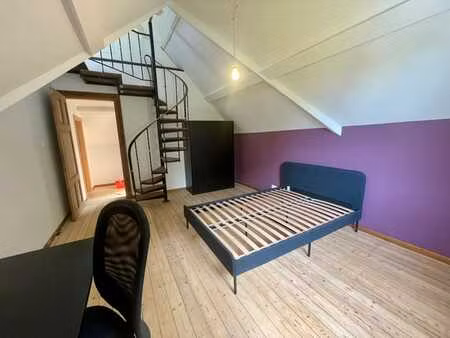 studio spacieux à louer à wépion