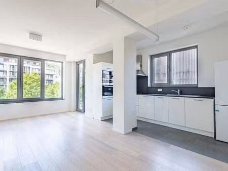 appartement à louer à auderghem € 1.610 (loqrq) - victoire junot location | zimmo