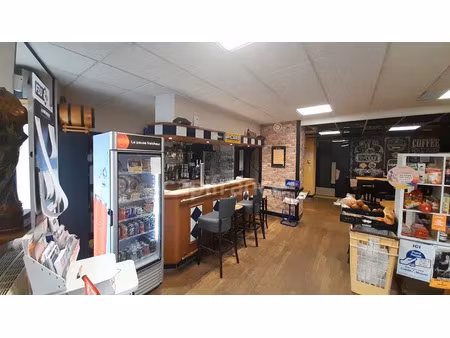 vente locaux professionnels 337 m² à le horps (53640)  42 000 €