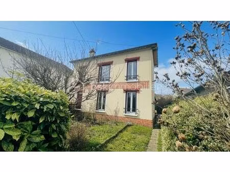 maison rénové avec studio indépendant