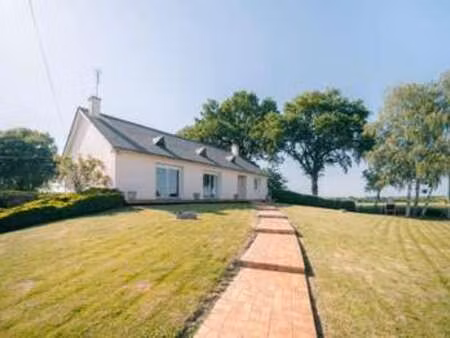 vente maison à argentré-du-plessis (35370) : à vendre / 135m² argentré-du-plessis