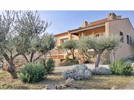 villa t4 vue mer  proche de toutes les commodités au calme