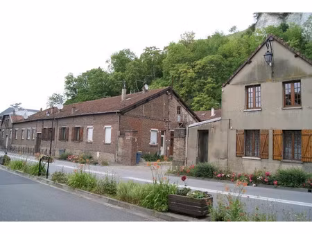 location appartement 2 pièces 39 m² à les andelys (27700)  520 €